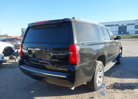 2020 Chevrolet Suburban 2Wd Premier z USA, uszkodzony, nr VIN 1GNSCJKC0LR102645